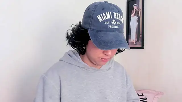 Snapshot of adriannyp_1 chatting on March 2, 2026, 1:18 pm adriannyp 1 online show from March 2, 2026, 1:18 pm