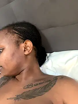 InkLady444 online show from November 12, 2025, 8:26 am