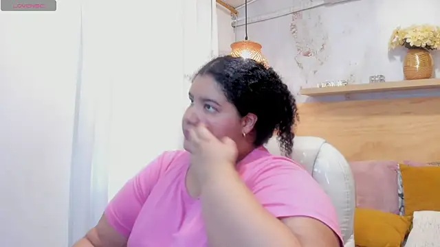 Miley Collins online show from October 30, 2025, 8:31 pm