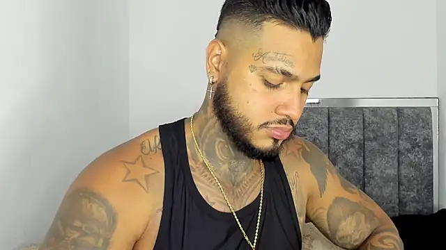 Snapshot of Exotic_tatto27121 chatting on March 10, 2026, 4:50 am Exotic tatto27121 online show from March 10, 2026, 4:50 am