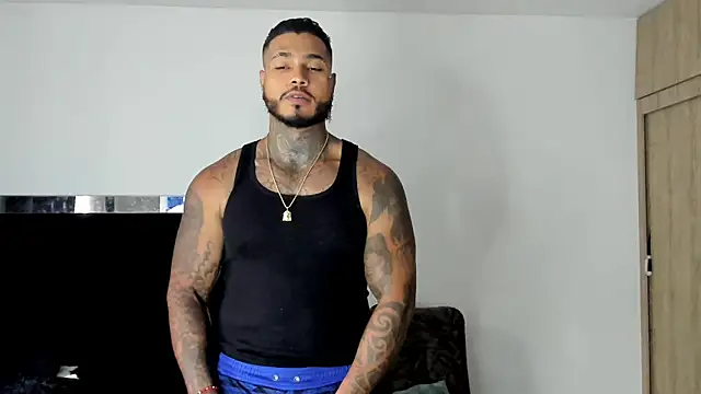 Snapshot of Exotic_tatto27121 chatting on March 27, 2026, 7:57 pm Exotic tatto27121 online show from March 27, 2026, 7:57 pm