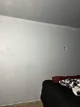 SluttyLyfe4L online show from April 7, 2026, 1:28 am