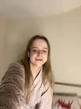 SexyPetiteGirl05 online show from March 22, 2026, 11:19 pm