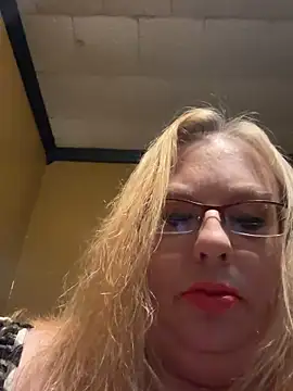 CherishWilliams online show from April 18, 2026, 7:45 am