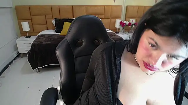 Snapshot of _Dulcinea_1 chatting on March 3, 2025, 5:18 pm Dulcinea 1 online show from March 3, 2025, 5:18 pm