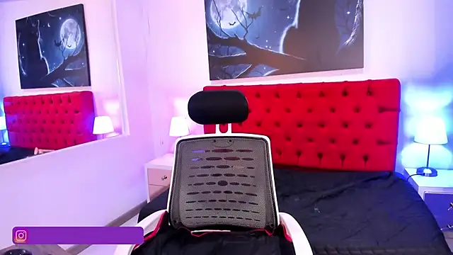 ElizabethRodriiguez online show from February 12, 2025, 2:43 pm