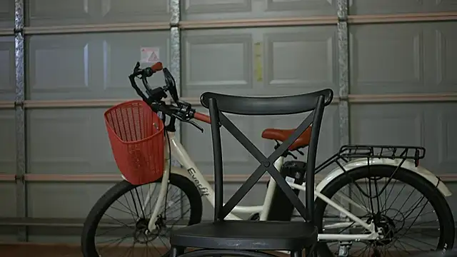 asian pina online show from December 5, 2025, 2:31 am