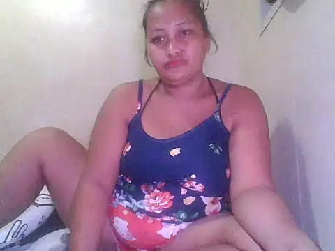 Snapshot of Sweetchuby1995 chatting on June 25, 2026, 11:09 pm Sweetchuby1995 online show from June 25, 2026, 11:09 pm