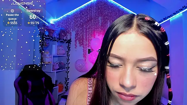 Snapshot of cat_kitty18_ chatting on January 28, 2025, 6:39 pm cat kitty18 online show from January 28, 2025, 6:39 pm