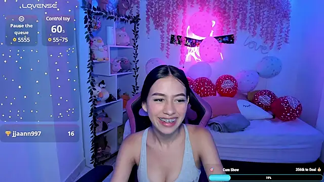 Snapshot of cat_kitty18_ chatting on January 31, 2025, 12:28 am cat kitty18 online show from January 31, 2025, 12:28 am