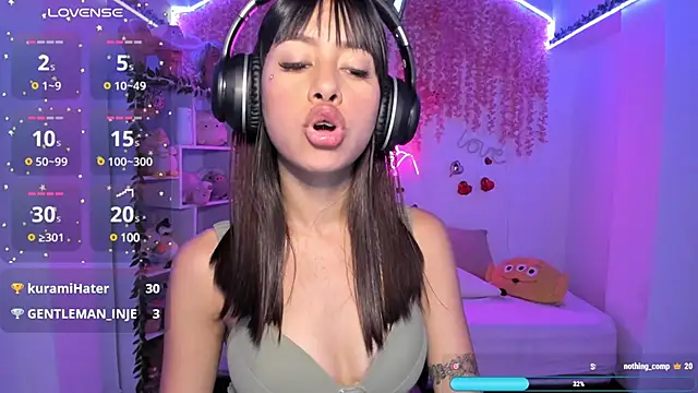 Snapshot of cat_kitty18_ chatting on March 8, 2025, 9:18 pm cat kitty18 online show from March 8, 2025, 9:18 pm