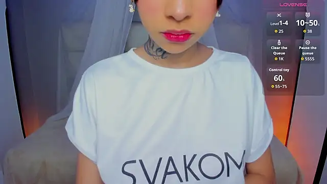 Snapshot of cat_kitty18_ chatting on February 14, 2026, 12:24 pm cat kitty18 online show from February 14, 2026, 12:24 pm