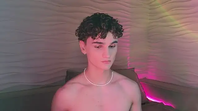 Snapshot of adam_21cm__ chatting on January 23, 2025, 4:48 pm adam 21cm online show from January 23, 2025, 4:48 pm
