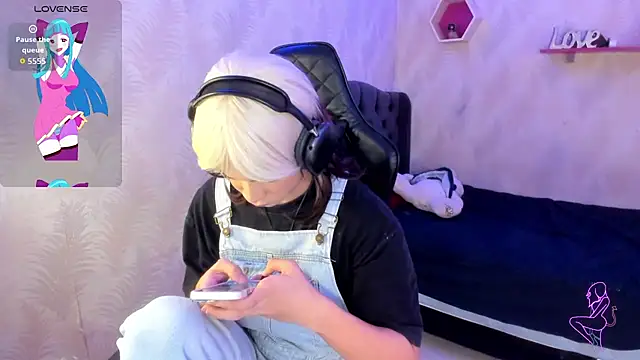 andy bell x online show from November 20, 2025, 2:23 am