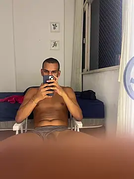 Snapshot of noahmarins chatting on March 7, 2025, 2:15 am noahmarins online show from March 7, 2025, 2:15 am