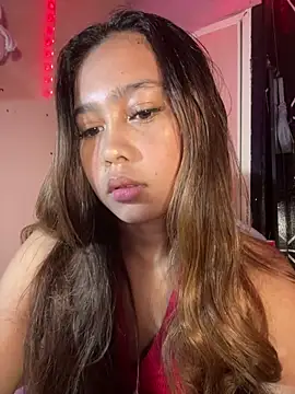 ursweet babygirl online show from March 26, 2026, 5:40 pm