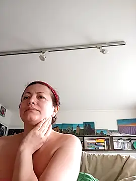 Snapshot of MariaAnaSunshine chatting on September 16, 2025, 6:36 am MariaAnaSunshine online show from September 16, 2025, 6:36 am