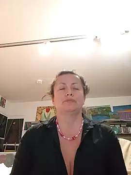 Snapshot of MariaAnaSunshine chatting on September 26, 2025, 11:20 pm MariaAnaSunshine online show from September 26, 2025, 11:20 pm