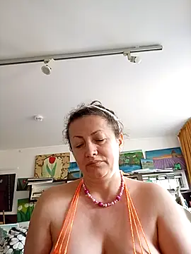 Snapshot of MariaAnaSunshine chatting on September 27, 2025, 1:38 pm MariaAnaSunshine online show from September 27, 2025, 1:38 pm