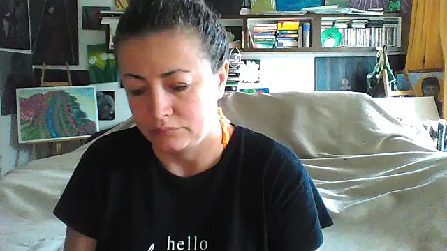 Snapshot of MariaAnaSunshine chatting on October 11, 2025, 1:42 pm MariaAnaSunshine online show from October 11, 2025, 1:42 pm