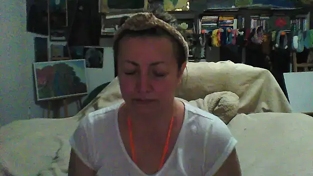 Snapshot of MariaAnaSunshine chatting on November 28, 2025, 6:32 pm MariaAnaSunshine online show from November 28, 2025, 6:32 pm