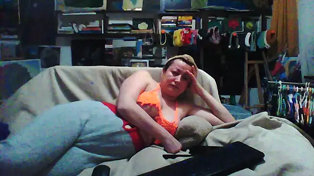 Snapshot of MariaAnaSunshine chatting on December 13, 2025, 7:53 pm MariaAnaSunshine online show from December 13, 2025, 7:53 pm