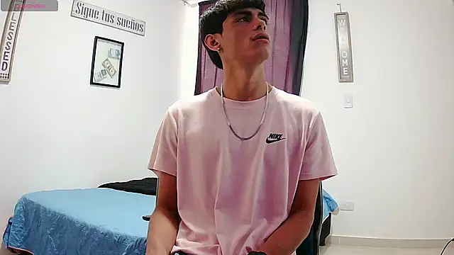 harrytomson 1 online show from October 12, 2025, 7:24 pm