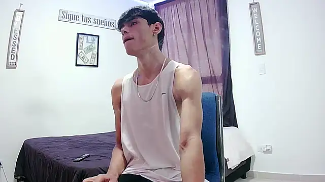 harrytomson 1 online show from November 16, 2025, 5:18 pm