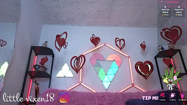 Snapshot of littlevixen18 chatting on February 24, 2026, 2:15 pm littlevixen18 online show from February 24, 2026, 2:15 pm