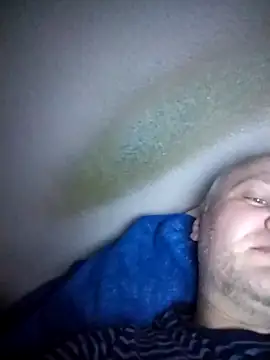 Snapshot of nudistu021 chatting on December 20, 2025, 2:24 pm nudistu021 online show from December 20, 2025, 2:24 pm