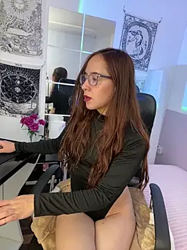 Carlaat online show from February 5, 2025, 8:25 pm