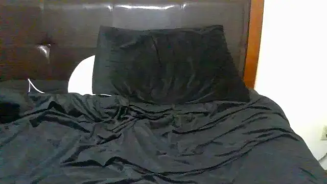 Snapshot of SexyJesz chatting on March 16, 2026, 5:44 am SexyJesz online show from March 16, 2026, 5:44 am