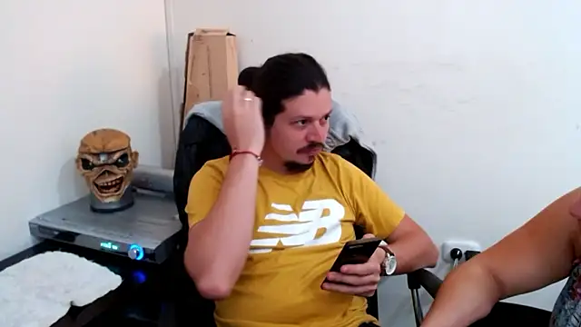 Snapshot of webothtwo chatting on December 7, 2024, 4:03 pm webothtwo online show from December 7, 2024, 4:03 pm