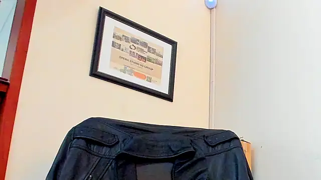 Snapshot of webothtwo chatting on February 3, 2025, 2:02 pm webothtwo online show from February 3, 2025, 2:02 pm