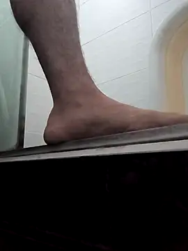 Snapshot of webothtwo chatting on October 10, 2025, 12:48 pm webothtwo online show from October 10, 2025, 12:48 pm