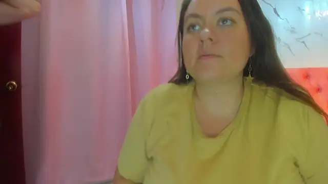 Snapshot of webothtwo chatting on January 11, 2026, 5:51 pm webothtwo online show from January 11, 2026, 5:51 pm