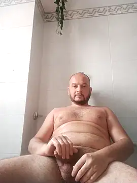 user 662 online show from May 14, 2026, 9:38 am