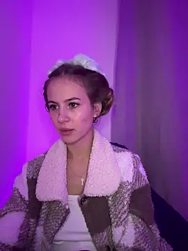 CherieDane online show from November 3, 2025, 1:51 am