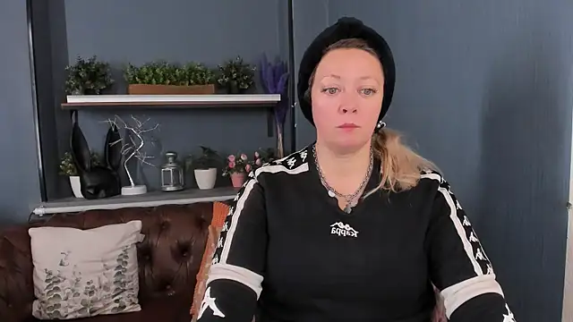 JesiaFoxi online show from October 4, 2025, 11:08 am