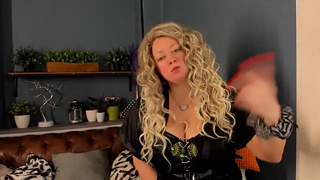 JesiaFoxi online show from February 19, 2026, 2:57 pm