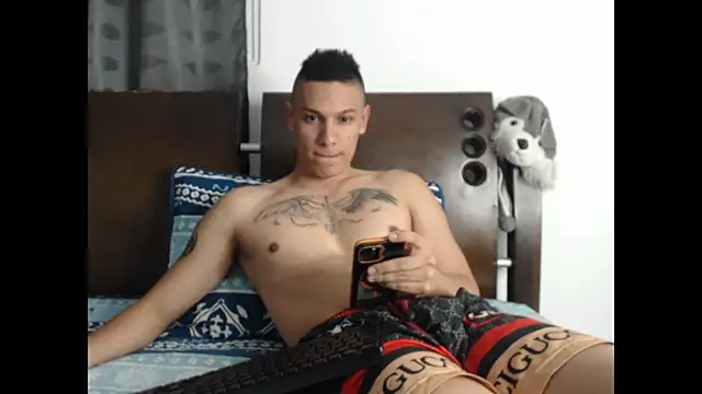 Tobicutee online show from July 12, 2026, 1:29 am