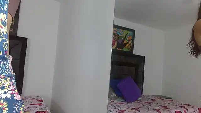 Snapshot of tatiana_valencia chatting on February 19, 2025, 6:43 pm tatiana valencia online show from February 19, 2025, 6:43 pm