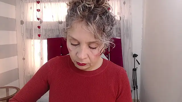 Afrodita sg online show from October 25, 2025, 1:40 pm