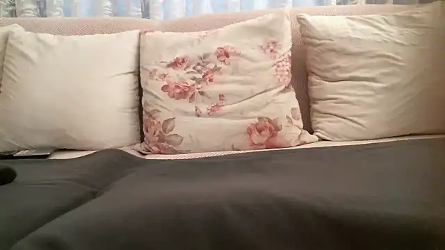 77 No Name 77 online show from January 11, 2025, 1:01 pm