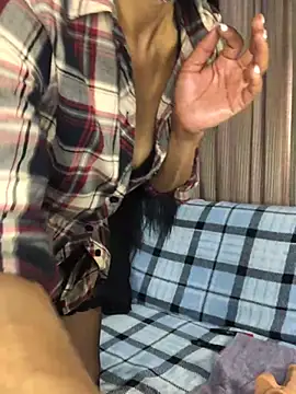 Snapshot of niccki3 chatting on January 21, 2025, 7:37 am niccki3 online show from January 21, 2025, 7:37 am