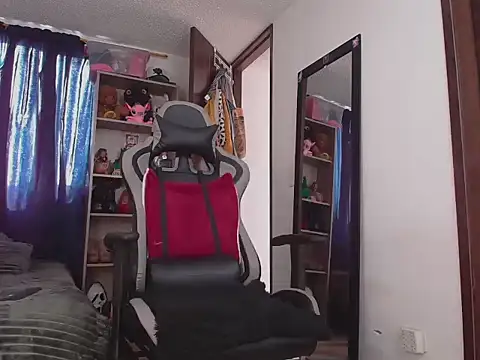 Danna Bella666 online show from December 22, 2025, 7:55 pm