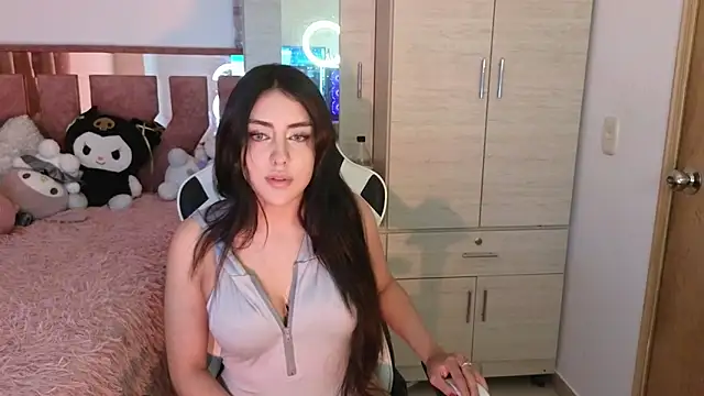 Snapshot of Angel_lusst chatting on December 26, 2024, 6:09 am Angel lusst online show from December 26, 2024, 6:09 am