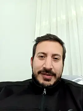 Snapshot of Karizmatikman chatting on December 21, 2025, 4:14 pm Karizmatikman online show from December 21, 2025, 4:14 pm