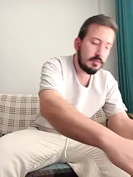 Snapshot of Karizmatikman chatting on February 14, 2026, 2:58 pm Karizmatikman online show from February 14, 2026, 2:58 pm