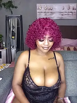 Snapshot of Boobylicious_BB chatting on September 20, 2025, 6:53 pm Boobylicious BB online show from September 20, 2025, 6:53 pm